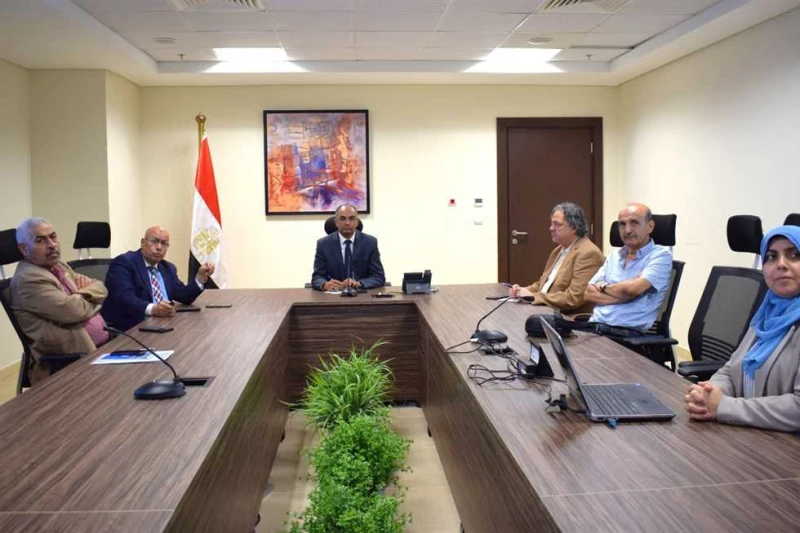 نائب وزير الإسكان يجتمع برئيس شركة مياه القاهرة لمتابعة جهود تحسين وتطوير الخدمات اجتمع الدكتور سيد إسماعيل، نائب وزير الإسكان والمرافق والمجتمعات