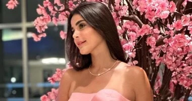 رانيا منصور تبرز إطلالتها فى أحدث جلسة تصوير أمام الأهرامات.. صور تعرف على التالي رانيا منصور تبرز إطلالتها فى أحدث جلسة تصوير أمام الأهرامات.. صور،