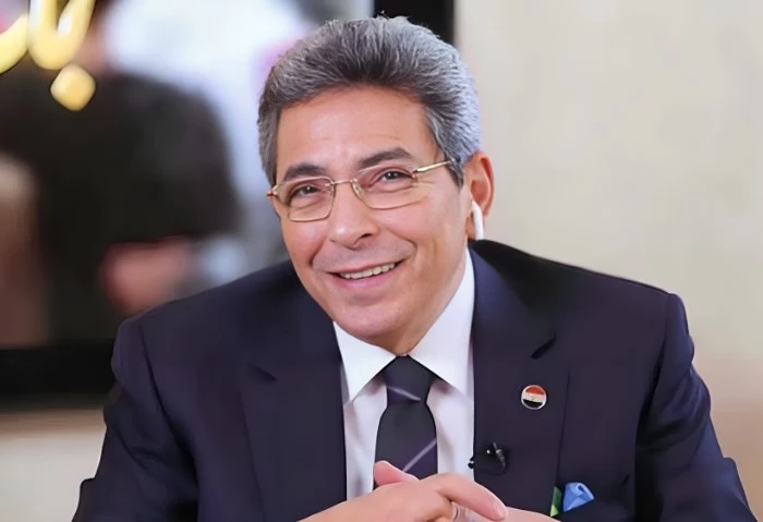 محمود سعد: بخاف من ذنوبي وخجلان من ربنا (فيديو) أثار الإعلامي محمود سعد، الجدل وذلك عقب الحديث عن خوفه من الله ومن الذنوب التي يرتكبها، مشيرا إلى هذه