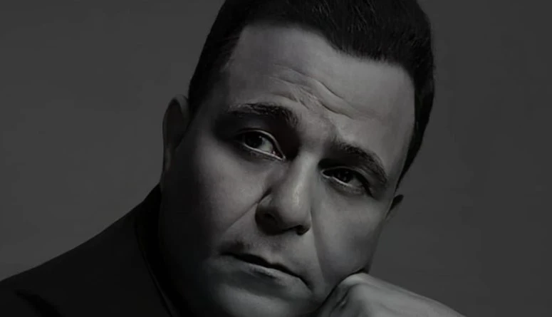 محمد فؤاد ينفي صلته بسيدة تدعي قرابته ويطالب بمحاكمتهاأصدر المطرب المصري محمد فؤاد بيانا يطلب فيه من الجهات الأمنية في مصر القبض على سيدة زعمت وجود صلة قرابة بينها وبينه، حيث استغل