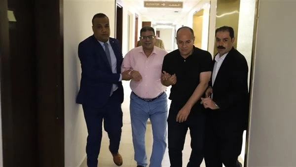 العمل تنفذ محاكاة لإخلاء مقر الوزارة بالعاصمة الإدارية في حالة الطوارئقالت وزارة العمل فى بيان لها اليوم الأربعاء، أن الإدارة المركزية للسلامة والصحة