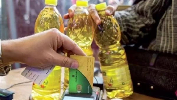 التموين تستعد لصرف مقررات شهر سبتمبر من 40 ألف منفذ تستعد وزارة التموين والتجارة الداخلية لصرف المقررات التموينية عن شهر سبتمبر المقبل، عبر 40 ألف