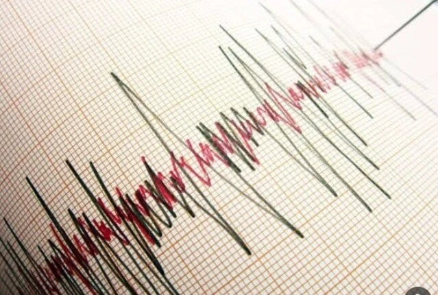 البحوث الفلكية: هزة أرضية بقوة 2 درجة على مقياس ريختر جنوب شرق القاهرة البحوث الفلكية يسجل هزة أرضية جنوب شرق القاهرةسهيلة قنديلسجلت محطات الشبكة