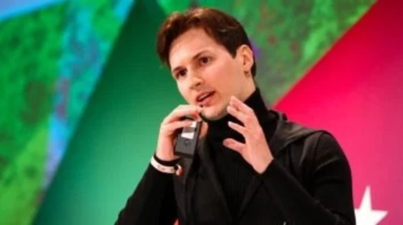 بعد اعتقاله.. من هو مؤسس تطبيق تليجرام المتورط في عدة جرائم؟ ألقت السلطات الفرنسية القبض على مؤسس تطبيق تليجرام، بافيل دوروف، فور نزوله من مطار لو