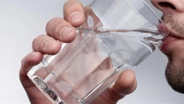 خطيب عمرو بن العاص: أفضل الصدقات سقي الماء.. فيديوقال الشيخ يسري عزام، من علماء وزارة الأوقاف، إنه يجب علينا أن نحافظ على على نعمة الماء، بشكر الله