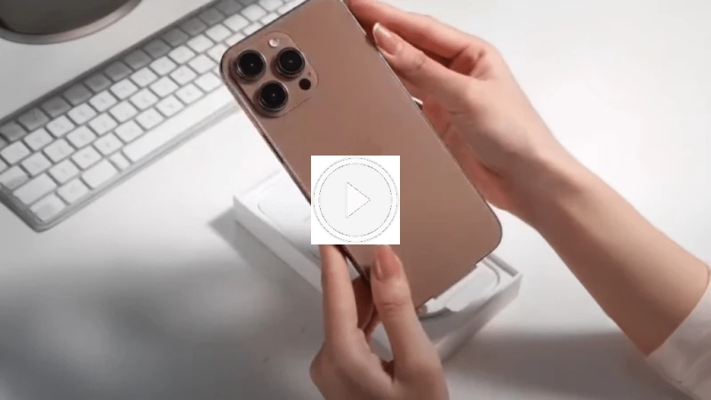 آبل تخطط لإطلاق آيفون 16 برو بلون جديد: آيفون 16 برو بلون جديد بدأت تظهر فيديوهات مسربة على الإنترنت تعرض لمحة عن هاتف آيفون 16 برو باللون الجديد المسمى . وأثارت هذه الفيديوهات اهت