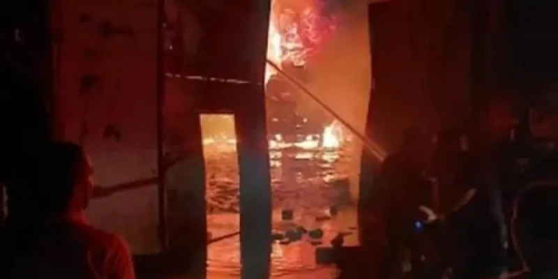 عاجل بالصور تفاصيل حريق كنيسة مارمينا الأميرية في بالقاهرةحريق كنيسة مارمينا الأميرية ، حيث كشفت تحريات الأجهزة الأمنية في مديرية أمن القاهرة، تفاصيل