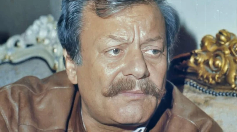 إبراهيم خان.. فنان مصري تمنى العودة لطفولته السودانية إبراهيم خان، اسم صنع مكانته في دنيا الفن، بمجموعة من الأعمال الدرامية والسينمائية الكبيرة، اختير 3 منها في قائمة أفضل 100 فيلم