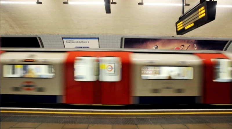 بريطانيا.. روايات صادمة عن التحرش في وسائل النقل سلطت صحيفة الاندبندنت البريطانية، الضوء على التجارب المروعة التي تعيشها النساء اللواتي يواجهن التحرش