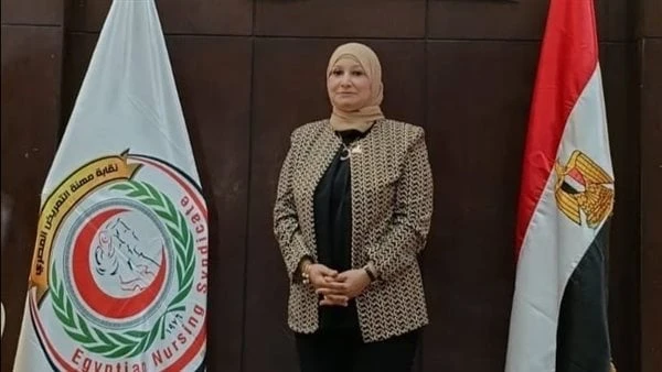 النقابة العامة ترفض إلغاء التكليف.. وتؤكد: لدينا عجز 75 ألف ممرض وممرضة أكدت النقابة العامة للتمريض برئاسة الدكتورة كوثر محمود نقيب التمريض وعضو مجلس الشيوخ، عدم إلغاء التكليف لخري