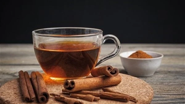 فوائد بالجملة.. ماذا يحدث بالجسم عند شرب الكركم مع القرفة؟هناك مصدران قويان يمكن أن يساعدك في الحفاظ على صحتك وهما القرفة والكركم، عند دمجهما مع