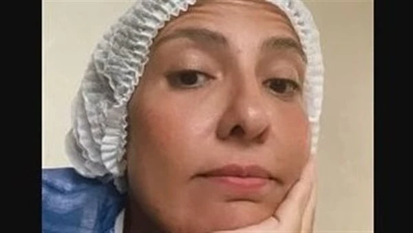 حب الناس نعمة كبيرة.. مي كساب تطمئن جمهورها عليها بعد خضوعها لعملية جراحية شكرت الفنانة مي كساب جمهورها، عبر ستوري لها على صفحتها الشخصية بموقع التواصل الإجتماعي إنستجرام، لسؤالهم 