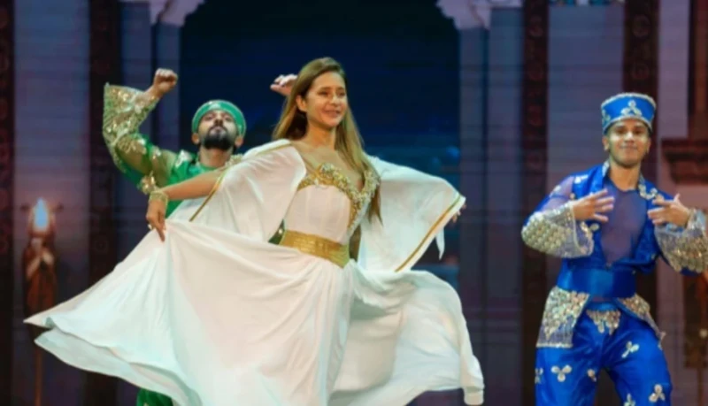 نيللي كريم على المسرح في مهرجان العلمينتخوض نيللي كريم تجربتها المسرحية الأولى في مصر عبر عرض السندباد في مهرجان العلمين. وكانت الفنانة المصرية قد