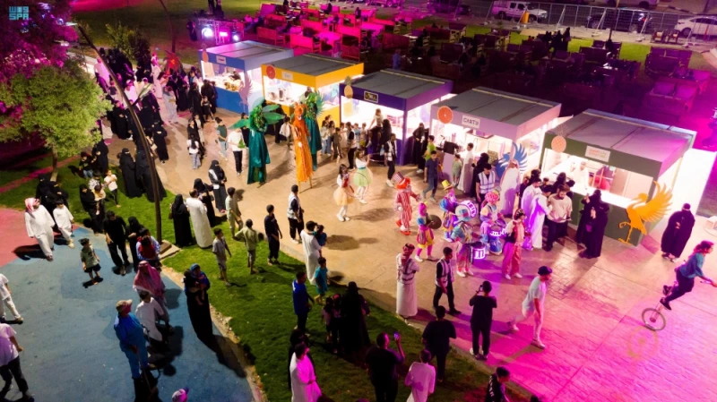 شاهد- متنزهات حائل.. مهرجانات ترفيهية فريدة للزائر والسائح الحياة الحياة، شاهد متنزهات حائل مهرجانات ترفيهية فريدة للزائر والسائح،استقبلت حدائق ومتنزهات عروس الشمال حائل خلال أيام 