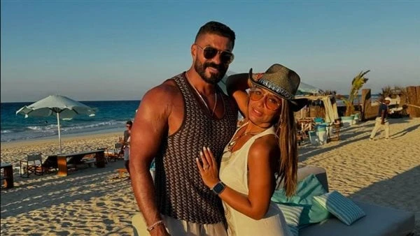بفستان ملفت.. زوجة خالد سليم تثير الجدل رفقته عبر إنستجرامشاهدنشرت خيرية على زوجة خالد سليم، صورة لها من خلال حسابها الشخصي بموقع التواصل الاجتماعي إنستجرام رفقة زوجها . وظهرت زوجة