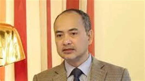 سفير فيتنام ب فيينا يشيد بحكمة القيادة المصرية في تحقيق الاستقرار بالبلاد أشاد السفير ترونج كين سفير فيتنام في فيينا، وممثلها أمام المنظمات الدولية،