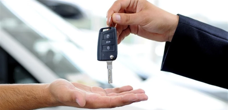 ممثلة سورية شهيرة حزينة.. باعت سيارتها لأنها لم تستطع دفع ثمن البنزين (فيديو) تعرف على التالي ممثلة سورية شهيرة حزينة.. باعت سيارتها لأنها لم تستطع