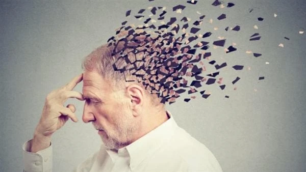 صدمة.. لن تصدق أعراض الزهايمر المبكرة معظمها عندنا يعد مرض الزهايمر من أخطر المشكلات الصحية حيث أنه لم يتم اكتشاف علاج نهائي له وكل المتاح يساعد فقط في السيطرة على أعرا ض المرض ومن