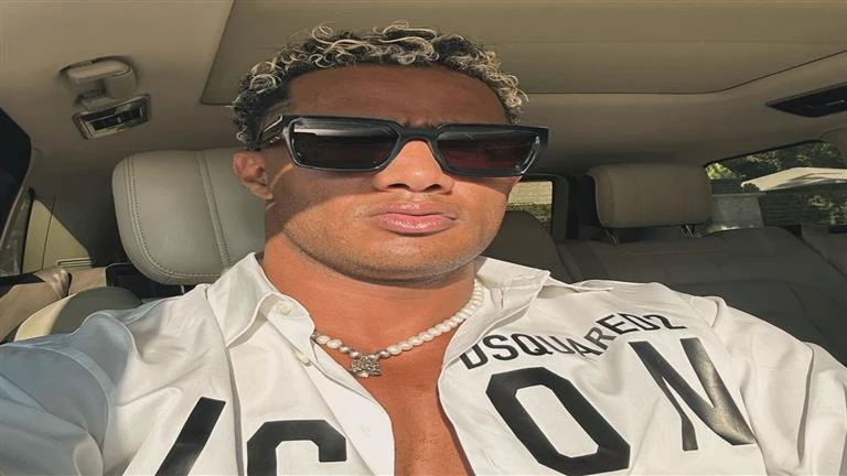 فنون: محمد رمضان يكشف أسباب تأجيل حفله في لبنان ويوجه رسالة للشعب اللبناني اقرأ في أفاق عربية محمد رمضان يكشف أسباب تأجيل حفله في لبنان ويوجه رسالة