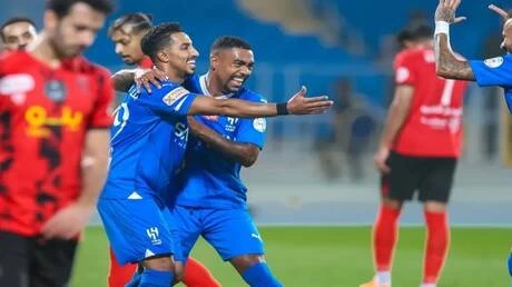 -الهلال يضرب الرياض بثلاثية ويعود لصدارة الدوري السعودي .. فاز فريق الهلال على نظيره الرياض بنتيجة (3-0) في المواجهة التي جمعتهما اليوم السبت على ملعب مدينة الأمير فيصل بن فهد الري