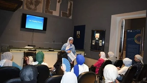 متحف الفن الإسلامي يطلق دورة في الإرشاد السياحي ب كلية آثار القاهرة نظم متحف الفن الإسلامي بالقاهرة ،فاعليات الدورة التدريبة المتخصصة في الإرشاد