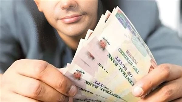 800 جنيه لكل أسرة شهريا مفاجأة بشأن الدعم النقدي وموعد تطبيقهتحدث الدكتور مصطفى مدبولي عن التحول ل الدعم النقدي بدلا من العيني لصمان حصول المواطن على