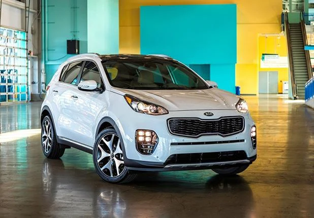 الوحش راجع.. مواصفات واسعار سيارة كيا سبورتاج في السعوديةاستمتع بأقصى درجات المغامرة والتشويق مع سيارة كيا سبورتاج 2025، الطراز الجديد الذي يبرز كخيار مميز ضمن سيارات ال متعددة الا