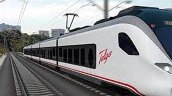 لو مستعجل.. السكة الحديد تكشف مواعيد أسرع قطارات على خطوطها أطلقت وزارة النقل قطارات تالجو، والذى يعد أسرع قطارات السكة الحديد والذي يأتى ضمن التحديث والتطوير المستمر لكافة عناصر م