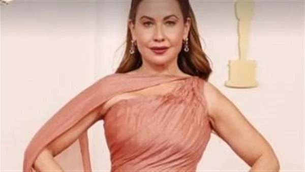 أسود جريء.. ريا أبي راشد تستعرض رشاقتهاشاركت الإعلامية ريا أبي راشد، متابعيها بصور جديدة لها عبر حسابها الشخصي على موقع تبادل الصور والفيديوهات