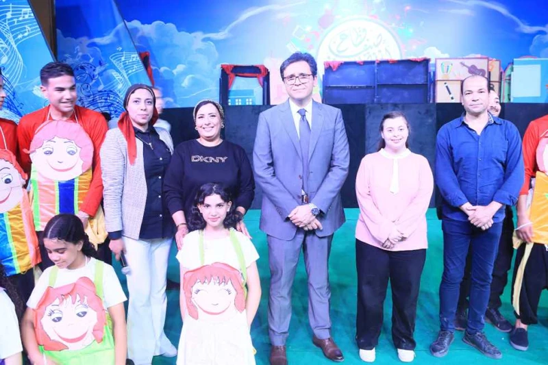 ضمن خطة الوزارة لبناء الإنسان.. هنو يشهد فعاليات النسخة الثانية من ملتقى العاصمة لفنون الطفل بدار الأوبرا شهد الدكتور أحمد فؤاد هنو، وزير الثقافة،