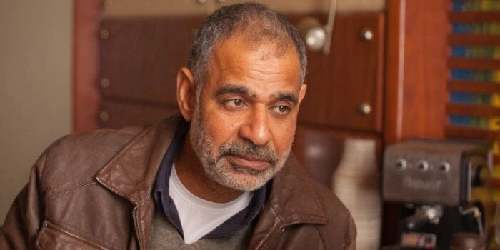 محمد البزاوي يروي موقف طريف جمعه ب أحمد السبكي في فيلم ساعة ونص محمود البزاويمروة الدقيشياستعاد الفنان محمود البزاوي كواليس تصوير أحد مشاهده في فيلم