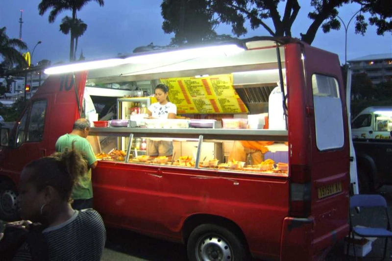 بمشاركة عربات الأكل الشهيرة.. اطلاق النسخة الثانية من مهرجان الطعام بالإسكندرية 11 أكتوبر تستعد مدينة الإسكندرية، لإطلاق النسخة الثانية من مهرجان