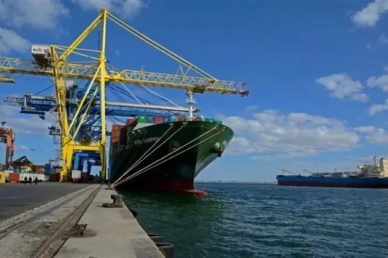 ميناء الاسكندرية: تداول 166 ألف طن بضائع عامة خلال 24 ساعةشهدت حركة التداول و الملاحه بالهيئة العامة لميناء الإسكندرية خلال ال 24 ساعة الماضية نشاطا