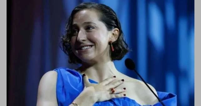 أنا متضامنة مع الشعب الفلسطيني بنضاله من أجل التحرير.. مخرجة أمريكية يهودية تهاجم إسرائيل لايف ستايل هاجمت المخرجة الأميركية اليهودية سارة فريدلاند، الإبادة الإسرائيلية في غزة، أثن