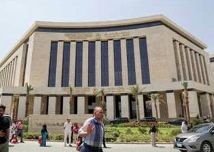 تفاصيل مقترح تعديل مواعيد موظفي الحكومة.. العمل حتى ال 4 عصرا مقترح تعديل مواعيد موظفي الحكومة.. قرر الدكتور مصطفى مدبولي، رئيس مجلس الوزراء، تشكيل