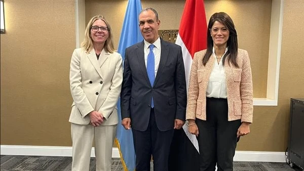 المشاط تبحث مختلف أوجه الشراكة مع البنك الدولي لتعزيز جهود التنمية الاقتصاديةالتقت الدكتورة رانيا المشاط، وزيرة التخطيط والتنمية الاقتصادية والتعاون