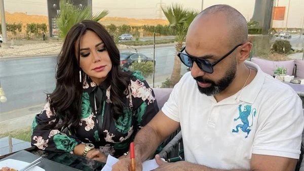 بالصور.. رانيا يوسف تكشف كواليس فيلمها الجديد ورد وريحان روجت الفنانة رانيا يوسف، لدورها في فليم ورد ريحان بطولة النجم أحمد الفيشاوي، والمقرر عرضه