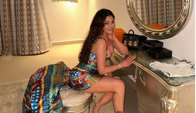 هيفاء وهبي ترد على حذف روتانا أغانيهاعلقت النجمة اللبنانية هيفاء وهبي على ما تم تداوله عبر شبكات التواصل الاجتماعي، حول حذف شركة روتانا للمرئيات