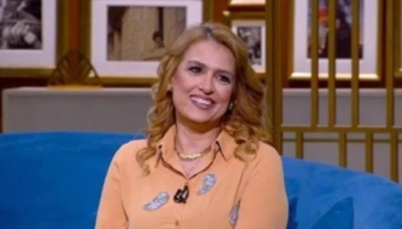 سيمون تكشف أسرار وكواليس لأول مرة عن مسيرتها الفنية .. واحد من الناس .. الاثنينفي حلقة خاصة من برنامج واحد من الناس في العاشرة مساء الاثنين المقبل ،