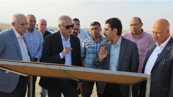 نائب رئيس هيئة المجتمعات العمرانية يتفقد مشروعات المرافق والطرق بالعبور الجديدةقام المهندس أمين غنيم، نائب رئيس هيئة المجتمعات العمرانية الجديدة