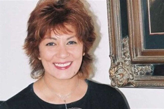 أنا زهقت.. سماح أنور تكشف عن ندمها بسبب تصريح عدم شرب المياه (فيديو)كشفت الفنانة سماح أنور، عن ندمها الشديد، بسبب تصريحاتها الأخيرة عن عدم شرب المياه، وهجوم الجمهور عليها بسبب ذلك 