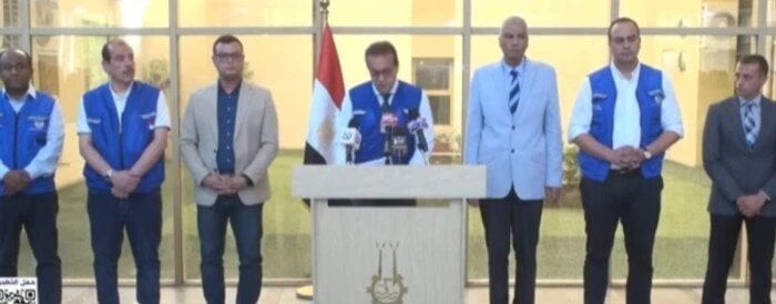 وزير الصحة عن حالات الوفاة بأسوان: ليس لها علاقة بسبب الحالة المنتشرةأكد الدكتور خالد عبد الغفار، وزير الصحة والسكان، أنه تم الإبلاغ عن أول حالة