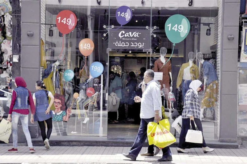 وزير التموين يصدر قرارا بمد فترة الأوكازيون الصيفي 2024 أصدر الدكتور شريف فاروق، وزير التموين والتجارة الداخلية قرارا وزاريا، بمد فترة التصفية