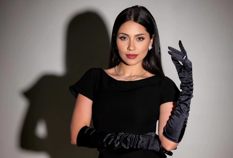 إحتفال خاص ل إلهام علي في عيد ميلادها- بالصورة إحتفلت الممثلة السعودية، إلهام علي، بعيد ميلادها على طريقتها الخاصة، إذ وجهت لنفسها ولجمهورها رسالة لطيفة بهذه المناسبة المميزة في حي