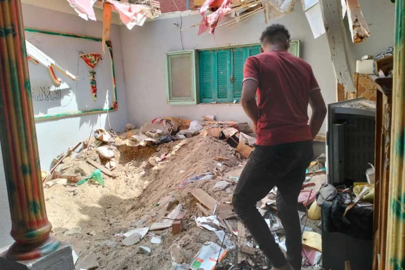 محافظ الدقهلية يوجه بتقديم الدعم لأسرة ضحية المنزل المنهار بميت غمر وجه اللواء طارق مرزوق، محافظ الدقهلية، كافة الأجهزة المعنية بالتوجه إلى موقع