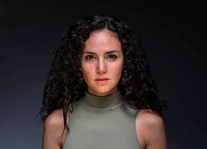 بالفيديو - ركين سعد تعلن مفاجآت جديدة عن سفاح الجيزة افاق عربية - حلت الفنانة الشابة ركين سعد ضيفة على برنامج أسرار النجوم الذي تقدمه الإعلامية إنجي علي عبر إذاعة نجوم إف إم، حيث ت