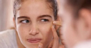..5 خطوات للعناية بمنطقة العينين تمنع ظهور التجاعيد والخطوط الرفيعة..تفاصيل تتابع الان تفاصيل ما ورد عن 5 خطوات للعناية بمنطقة العينين تمنع ظهور