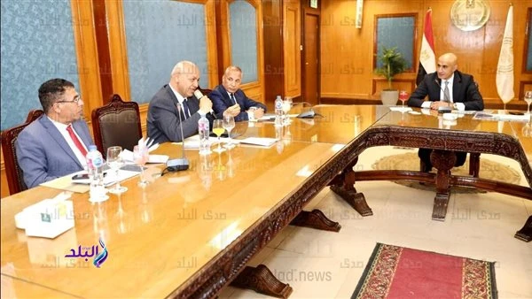 وزير التعليم: لدينا عجز في أعداد المعلمين يبلغ 460 ألف مدرسعقد محمد عبد اللطيف، وزير التربية والتعليم والتعليم الفني اليوم، لقاء موسعا مع رؤساء تحرير