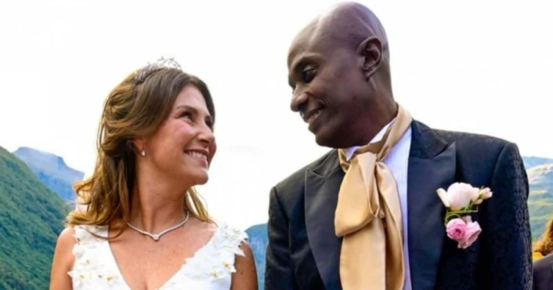 بعد أن تزوجا في حياة سابقة .. أميرة النرويج مارثا لويز تتزوج من معلمها الروحي للمرة الثانية تعرف على التالي بعد أن تزوجا في حياة سابقة .. أميرة