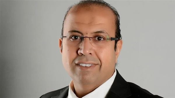 مصطفى حسني: الامتداد العمراني ساعد على زيادة الاحتياج إلى المراكز التجارية بالمحافظات.. خاصصرح مصطفى حسني، الرئيس التنفيذي لإحدى شركات المراكز التجارية، بأن هناك تحليلا ودراسة للسو